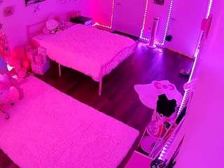 voyeurcam-lolavalentine23
