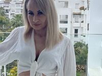 camslut masturbating AdellynRose