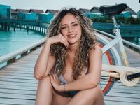 free nude cam AleskaCollins