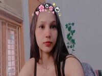 cam girl fingering pussy AmairaSingh