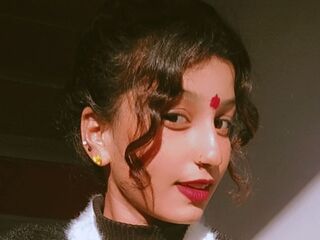 adult chat room DiaQuin