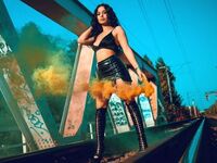 cam girl playing with sextoy ErinAzzaro