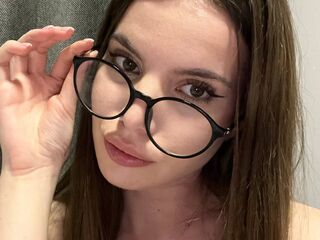shaved pussy web cam JoannieZbierski