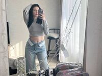 topless girl LeoriCorde