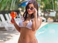 camslut naked SusanWall