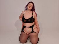 camgirl masturbating with vibrator VanesaHayess