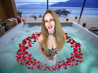 fingering camgirl video AlisMarton