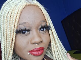 naked cam girl masturbating with sextoy AkeliaHampson