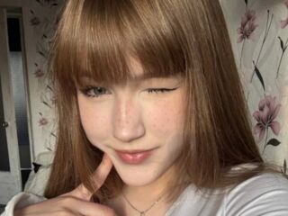 chat room picture AlberthaBack