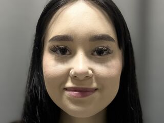 masturbating girl AlicaSwith