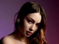 cam girl playing with sextoy AlisaVei