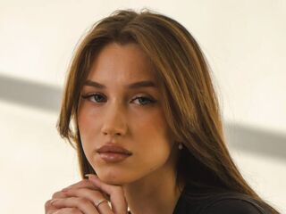 extreme cam video AmelinaBrauberg