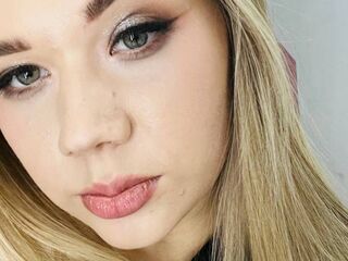 webcam hooker AminaDigges