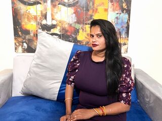 hot video chat AnnaRevolt
