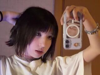 camgirl playing with dildo AnnyaRivera