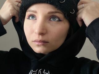 fingering webcamgirl picture ArieAravjo