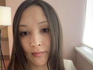 fingering webcamgirl BellaRomanov