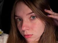 camslut showing pussy BrookKingfisher