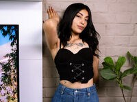 camwhore masturbating BrunnetAlba