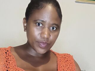 camgirl masturbating with dildo BuhleSmith