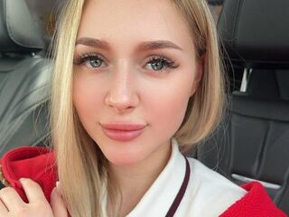 masturbating CandiceBless