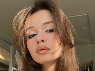 naughty cam girl masturbating with dildo CathrynStinger