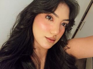 camgirl masturbating with dildo CelestinBennett