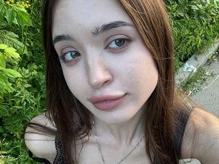 naked camgirl photo ChandraHankin