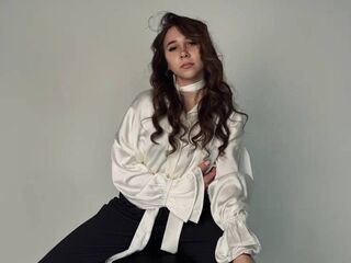 naughty cam girl fingering pussy DayleJageman