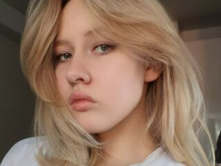 cam girl webcam DennyDucote