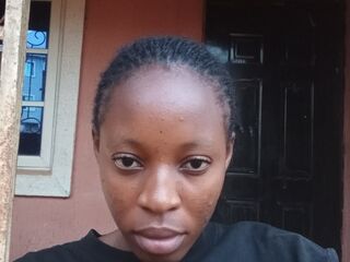 nude cam DewanAumira