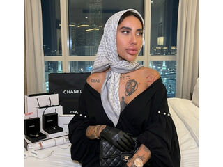 hot camwhore DianaCarolinas