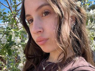 naughty webcamgirl ElizabethJager