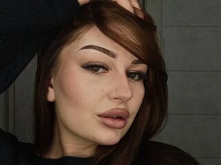 masturbating girl ElizabethSteiner