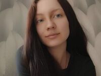 chatslut EllieCornfield