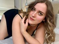 adult liveshow EllieLarson