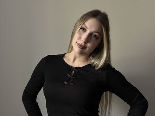 beautiful webcamgirl ElviraMarcial