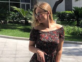 dirty cam picture EmileeBeyale