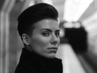 shaved pussy web cam FarahBurn