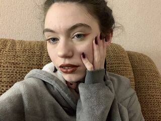 camslut fingering pussy FeykaDream
