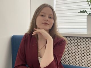 hot cam girl spreading pussy GermaineMoland