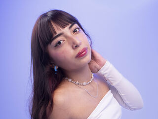 chat room live show IrisVelvet