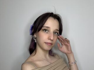 webcam babe chatroom IvyLewis