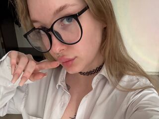 cambitch JadeDerrow