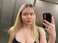 hot striptease webcam JuliaRupert