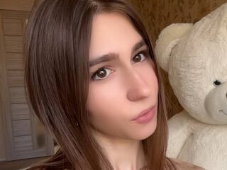 webcamgirl live sex KarieChuong