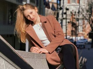 cam whore livesex KaterineKoen