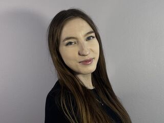 chat room live show KatheleenStuzman