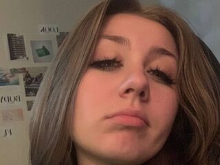 cam strip tease KatiesPiers