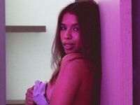 girl fingering pussy KianaGreen